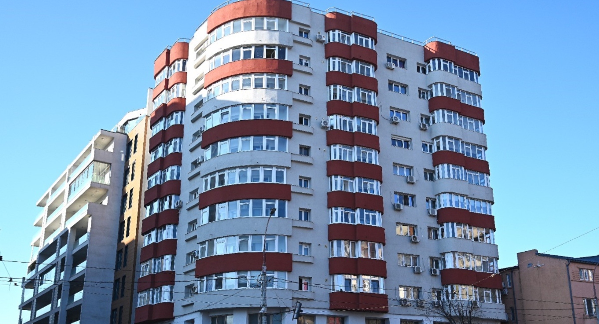 Aproape 900 de lifturi Sector 1