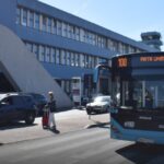 Autobuzele 100 și 442 Aeroport Henri Coandă