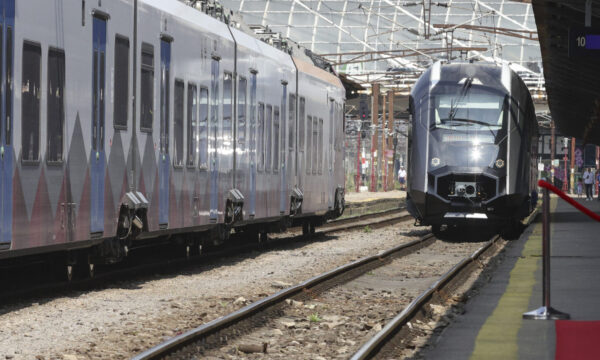 Durata călătoriei cu trenul București - Arad mai scurtă