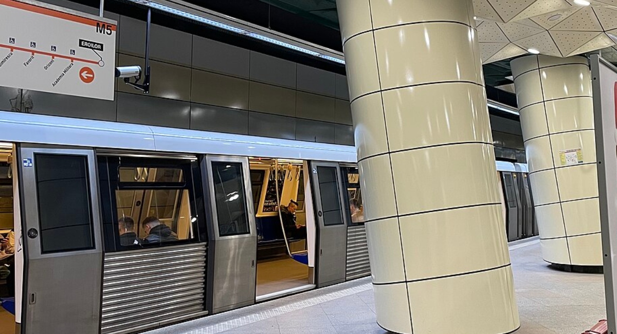 M5 proiectarea pentru tronsonul Eroilor - Piața Iancului