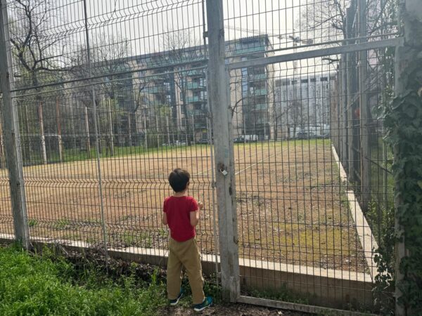 Campanie și scrisoare deschisă adresată premierului, pentru salvarea Bazei Sportive Cireșarii