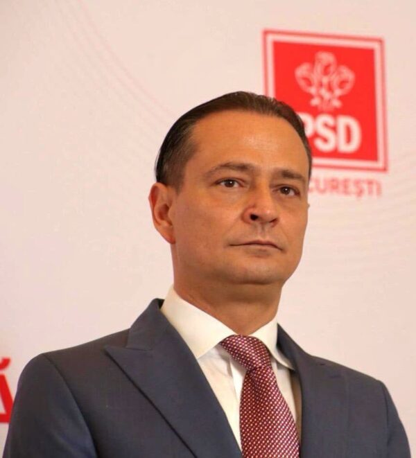 Băluță îl apară pe Nicușor Dan