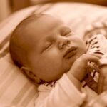 De ce se nasc puțini copiii în București