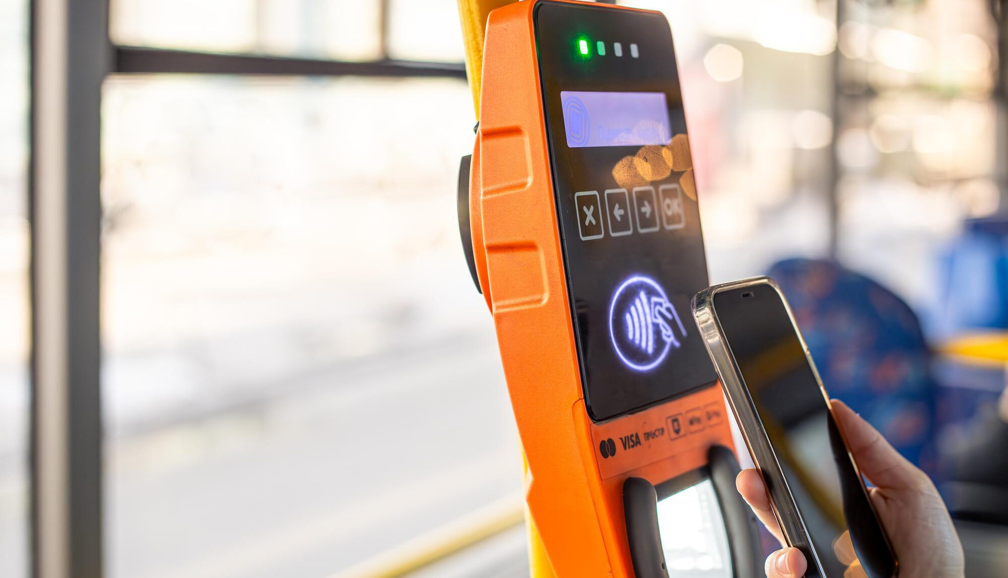Transportul public integrat din București ajunge mai scump decât în Stockholm, după ce Suedia a redus tarifele abonamentelor | Club Feroviar