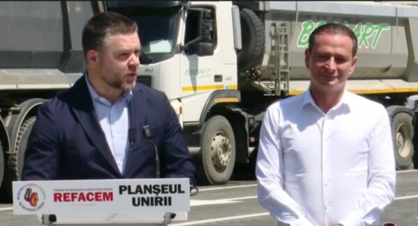Ciprian Ciucu și Daniel Băluță la planșeul Unirii