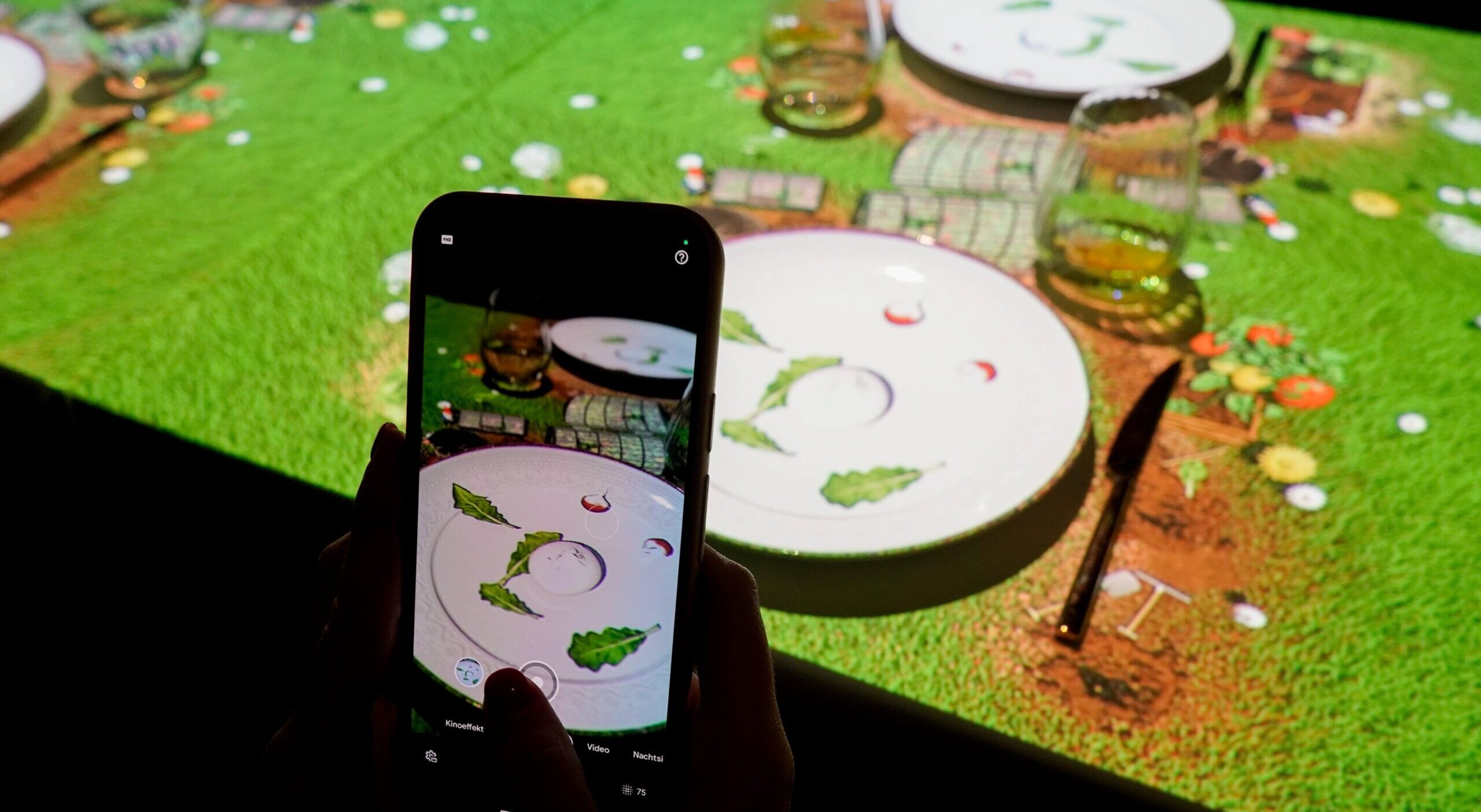 Tehnologia projection mapping intră în restaurantele din Capitală: un concept de divertisment culinar se deschide în iunie