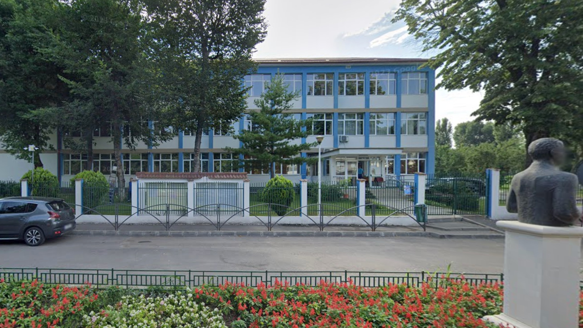 Zece școli din Sectorul 6 își cedează spațiile unor firme private pentru următorii cinci ani