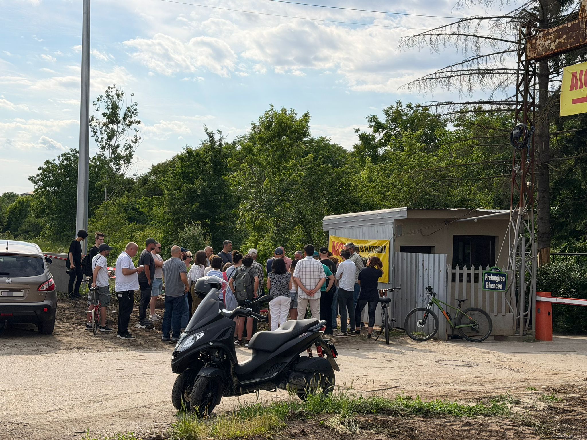 REPORTAJ | Grădini comunitare în inima „șantierului etern”. Zece ani de promisiuni și un termen incert: Când va deveni realitate Parcul Serele Militare