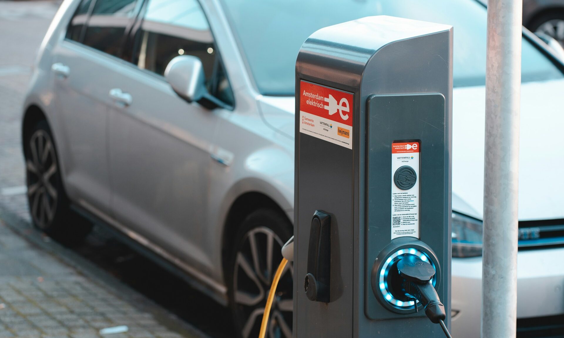 Sector 6 | Vor fi amplasate 40 de noi stații de încărcare pentru mașini electrice