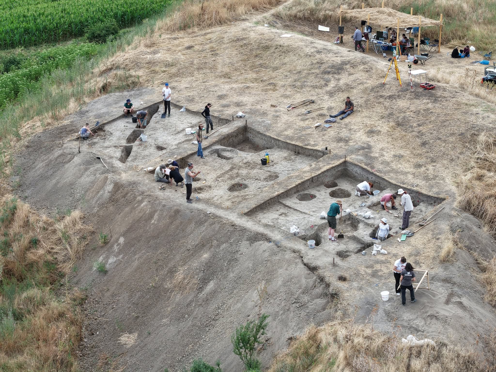Cercetări arheologice reluate în situl Glina-Bălăceanca. Campanie aniversară, la un secol de la primele investigații