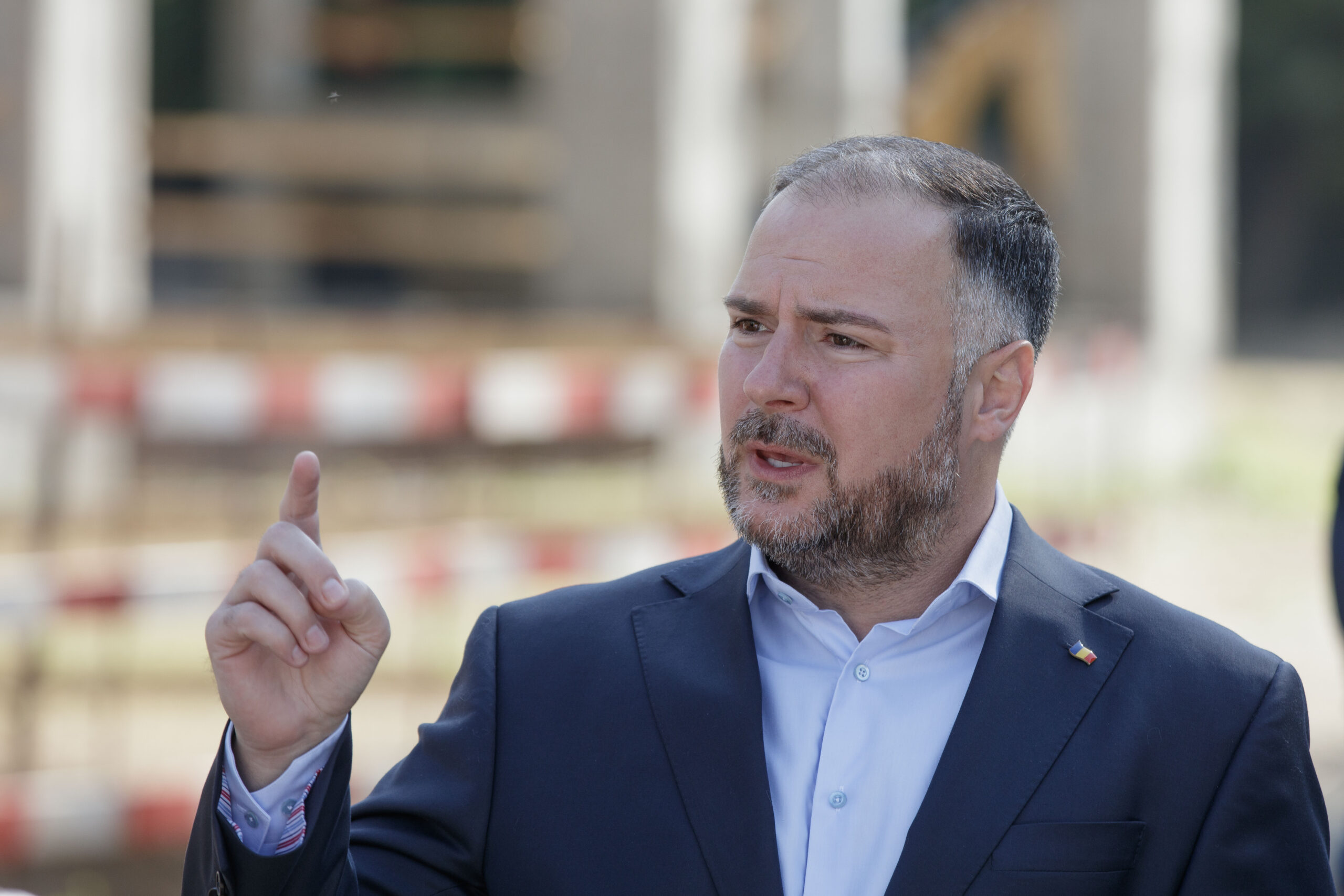 Schema sinecurii inter-sectoare de la Clubul Oxigen cade, după dezvăluirile BdB. Rareș Hopincă a retras proiectul pentru conducerea noii instituții