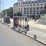 Folii anti-UV și sisteme de umbrire în stațiile STB. Sute de adăposturi ar putea fi modernizate, conform unui proiect de hotărâre 