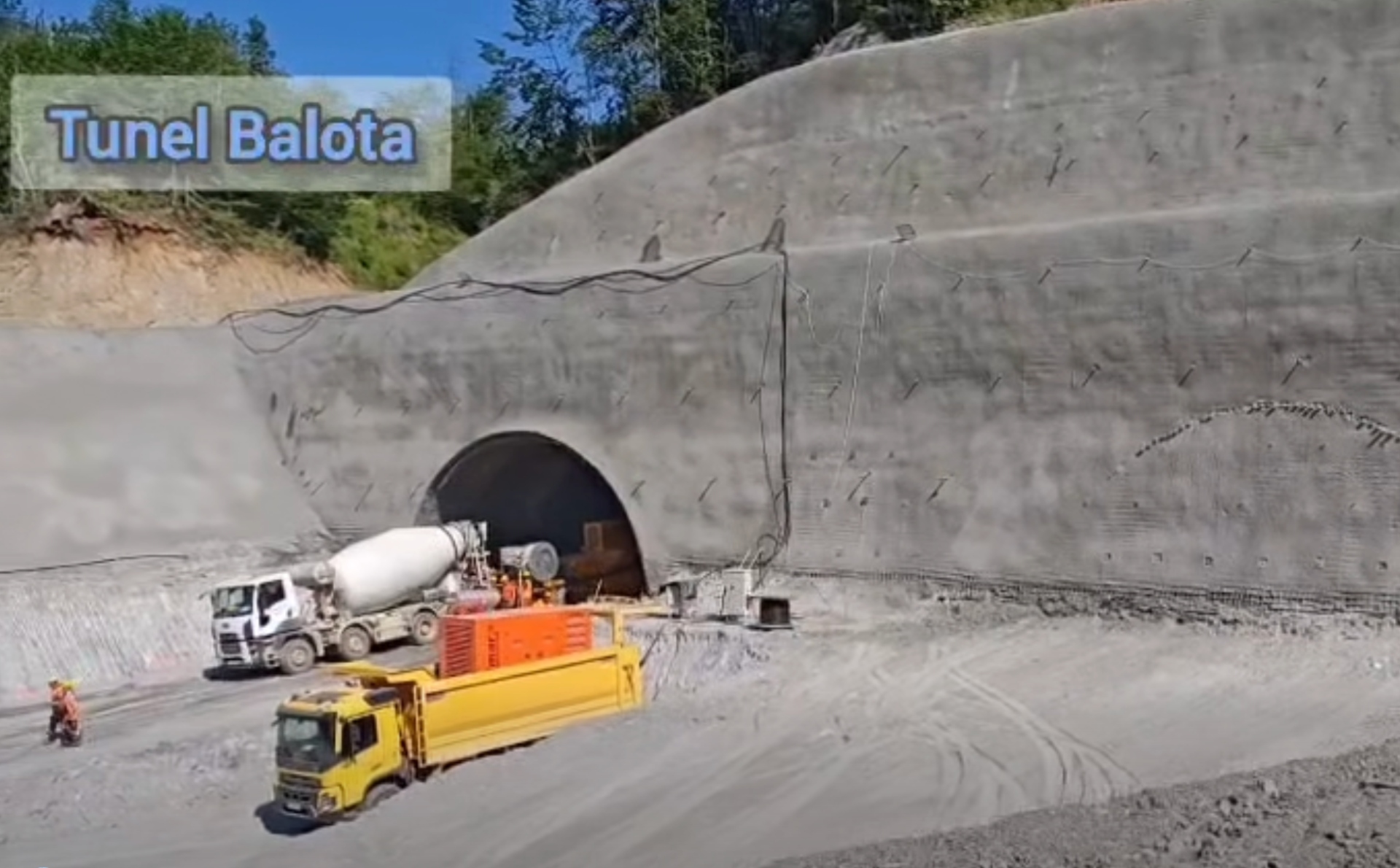 Avans pe Autostrada A1, cea care va lega Bucureștiul de Sibiu. Au început lucrările la al treilea tunel de pe Secțiune 2