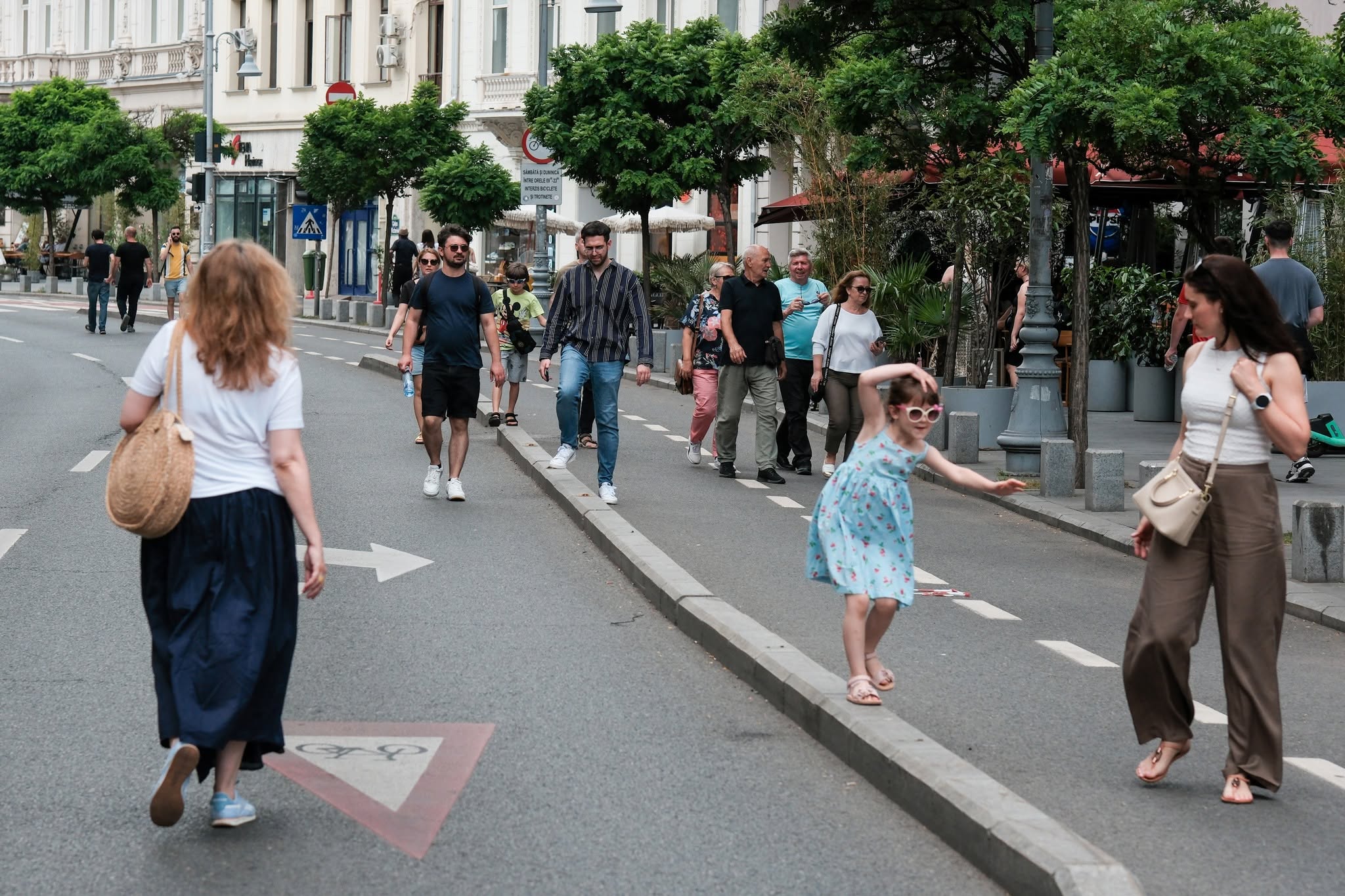 Tur ghidat, demonstrații de pictură și o caravană educațională, la „Străzi Deschise”. Programul pentru weekendul 11 – 12 iulie