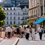 Liber la plimbări pe Calea Victoriei. „Străzi deschise” se întoarce în acest weekend cu ateliere de pictură pe pânză | FOTO: FB/Străzi Deschise - București