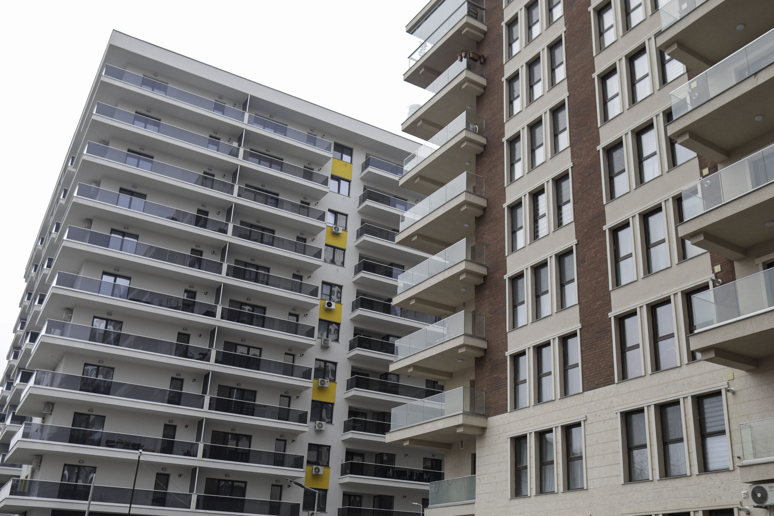 Chiriile din București s-au menținut stabile în iunie, dar prețurile rămân cele mai mari din țară