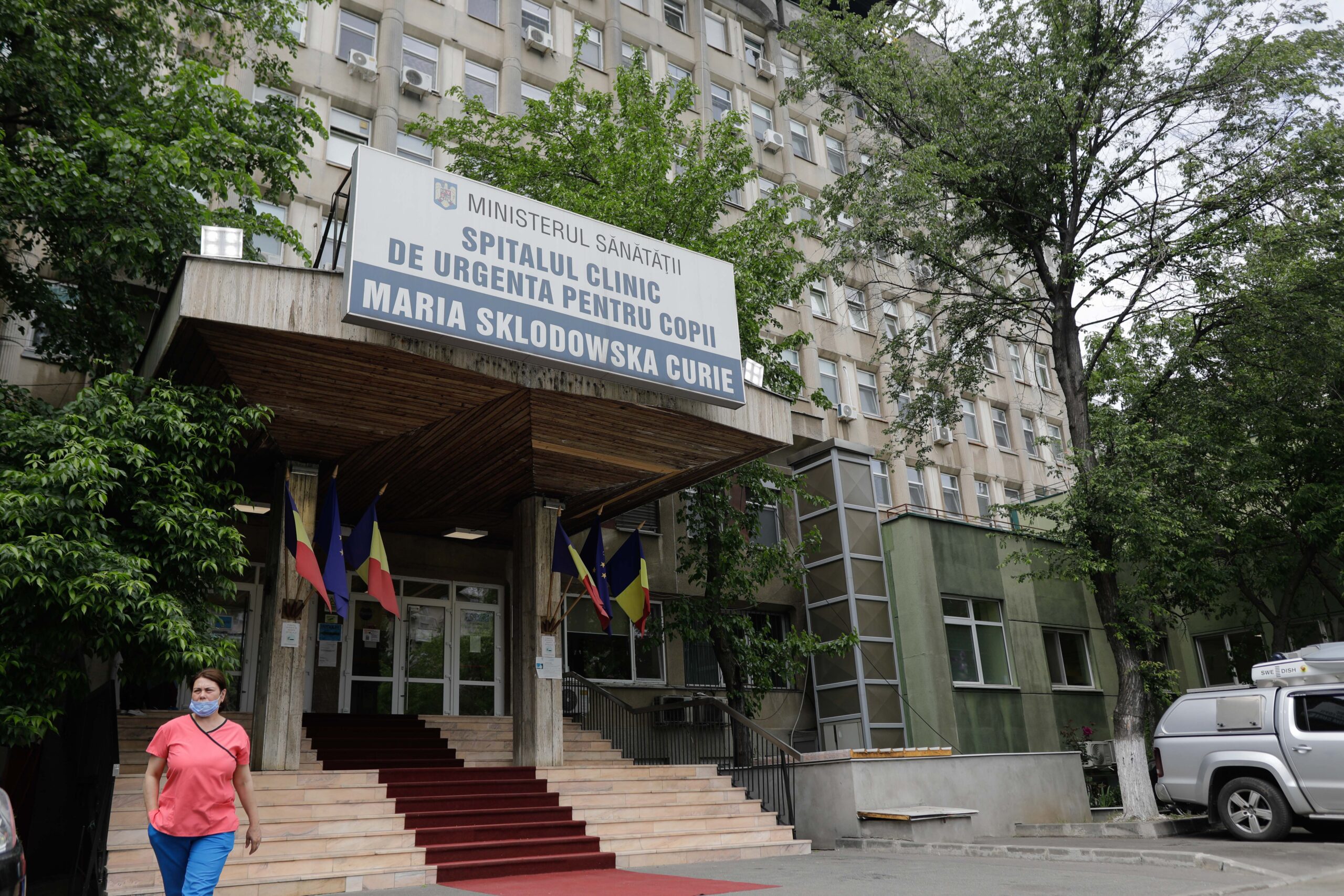 Spitalul pentru copii „Marie Curie” refuză cazuri grave, pentru că nu mai are destul personal. Șeful secției ATI: „Pe unii îi luăm, pe unii nu putem să-i luăm” | Digi 24