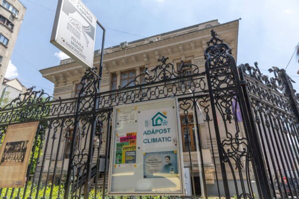 Aproape 300 de adăposturi climatice sunt deschise pentru bucureșteni în zilele caniculare. FOTO: Ministerul mediului/FB
