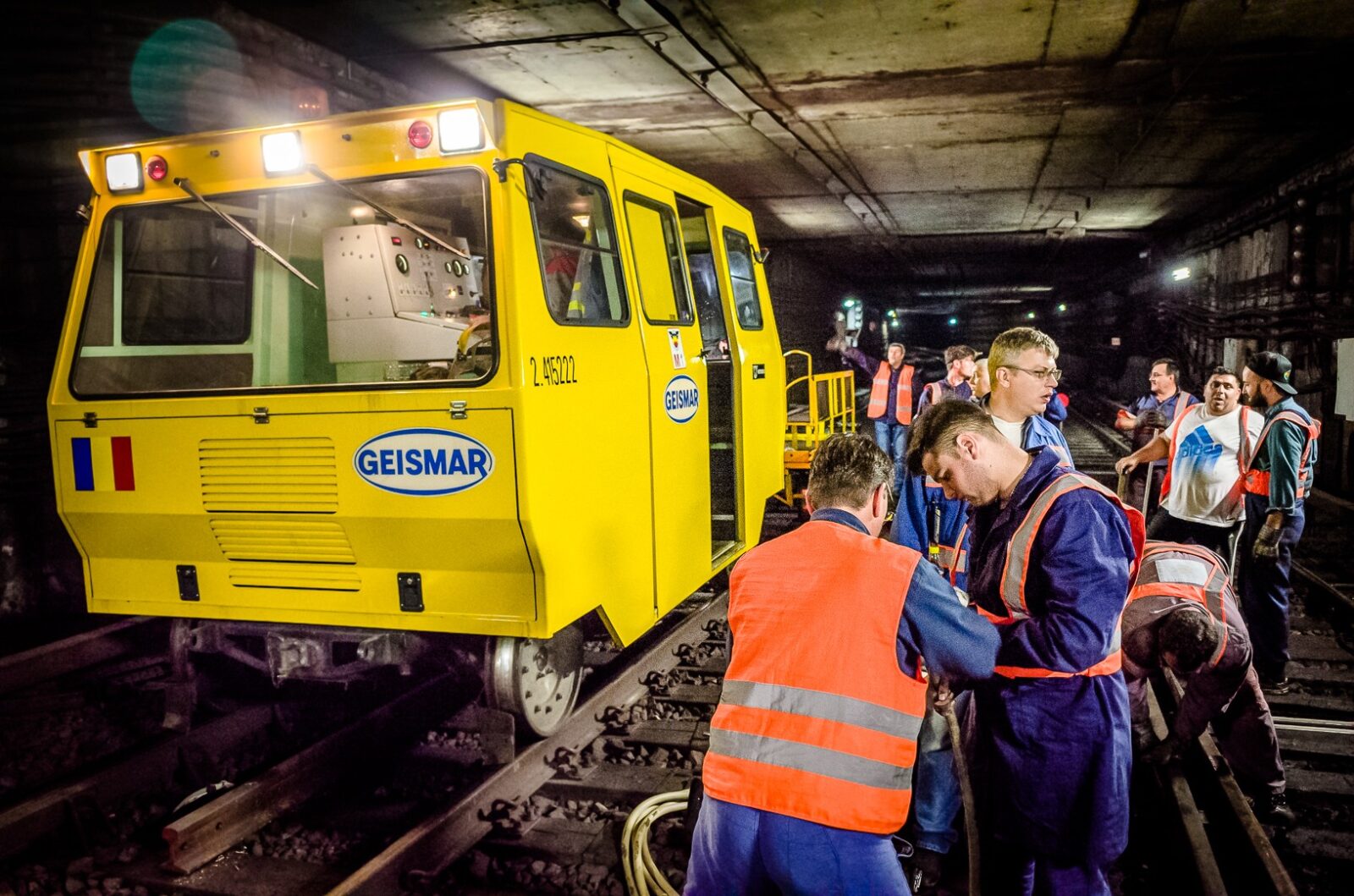 Metrorex vrea să cumpere două drezine pe motorină, în timp ce are datorii la curent. Investiția se ridică la peste un milion de euro | FOTO: Mihai Petre/Asociația Bucureștiul meu drag