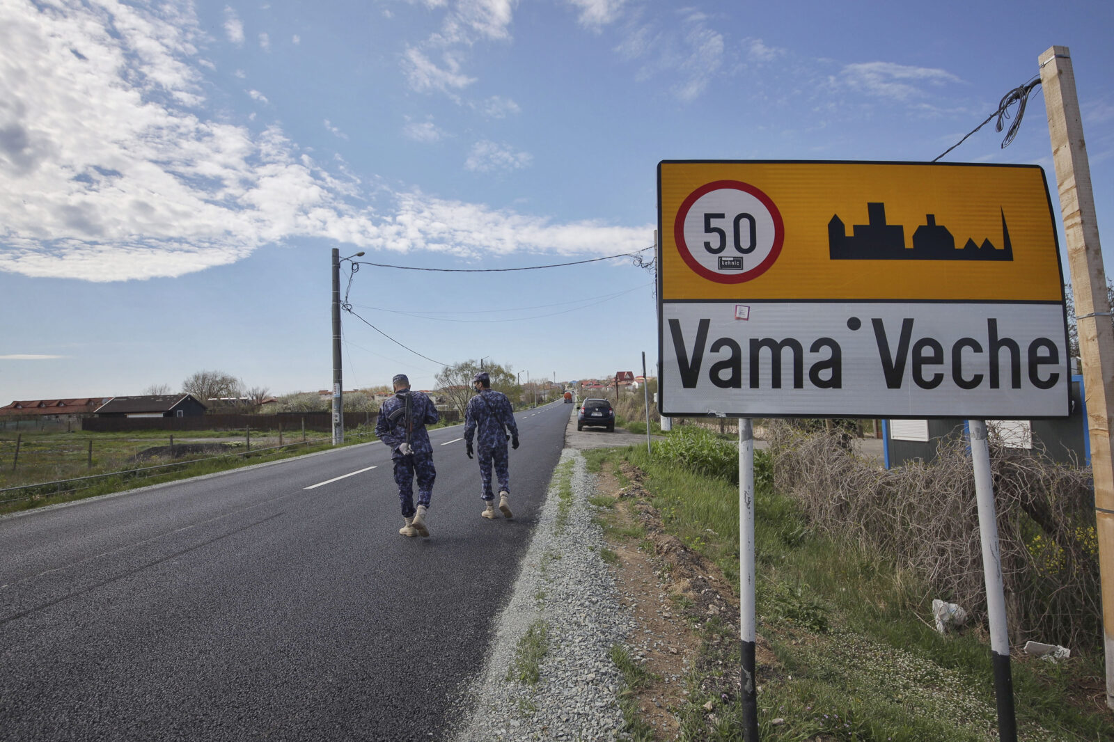 Unde fugim de canicula din Capitală. Bilete de autocar București-Balcic sub 200 de lei. Cât mai costă un șezlong în Vama Veche | FOTO: Inquam Photos /Ana-Maria Dumtiru