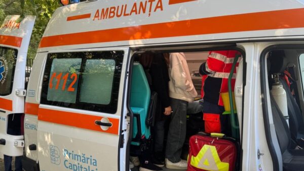Peste 100 de apeluri pe oră înregistrate la 112, în București și Ilfov, în ultimele două zile