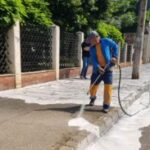 Curățenie la bordură și săptămâna acesta, în Sectorul 2. Se spală mecanizat Șoseaua Andronache. FOTO: PS2