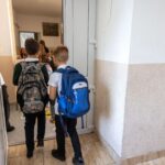 Întrebarea la care familiile din București caută un răspuns clar înaintea toamnei: Cât mă costă ca părinte, de fapt, anul școlar 2026-2027