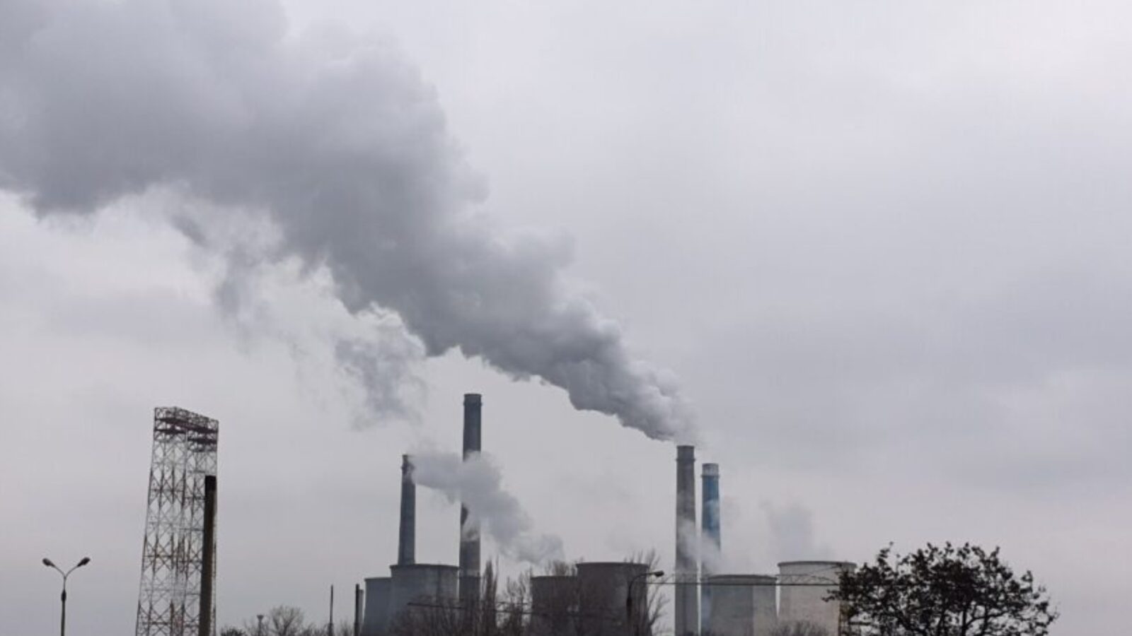 Licitație de peste 2 milioane de lei lansată de Termoenergetica pentru un sistem care să monitorizeze emisiile în aer două cazane ale CTZ Casa Presei