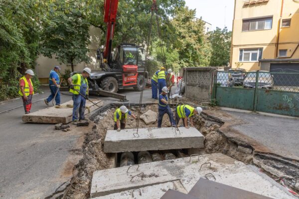Șantierele de termoficare din Capitală: 76 de kilometri de rețea primară ar trebui finalizați anul acesta | FOTO: PMB