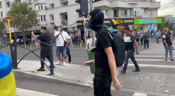 Prefectul Capitalei acuză premeditarea violențelor din Piața Victoriei