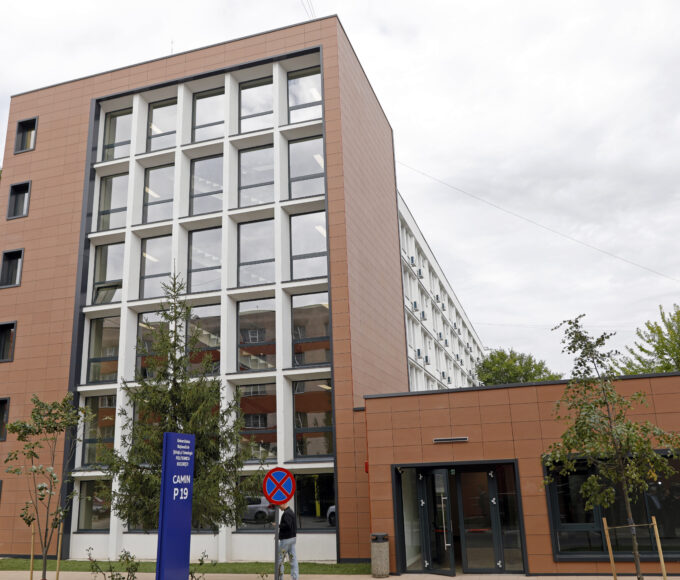 Mercurial studențesc | Cămin sau chirie? Cât costă chiria studenților din provincie admiși la universitățile din Capitală | FOTO: Inquam Photos / Mălina Norocea