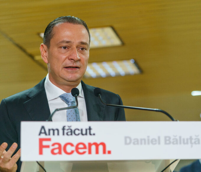 Gunoiul din Sectorul 4, plătit de cetățeni direct în conturile unei firme din grupul Toyo. Primarul Daniel Băluță a zburat cu avioanele de lux ale companiei