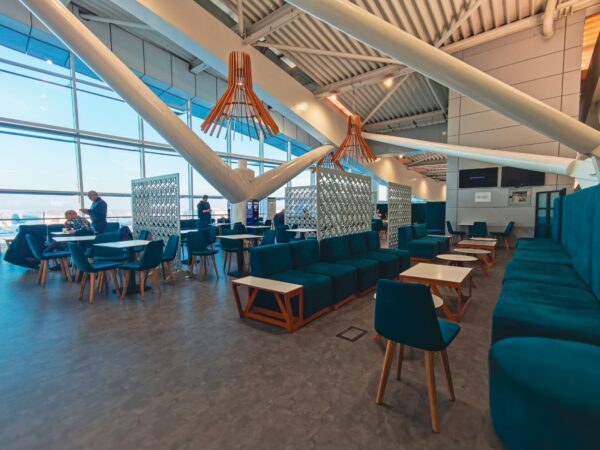 Licitație pentru închirierea și modernizarea a două saloane business din Aeroportul Otopeni. Contractele vor fi încheiate pe 10 ani