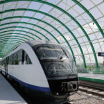Circulația trenurilor spre Aeroportul Otopeni, întreruptă din cauza unei defecțiuni în stația Mogoșoaia