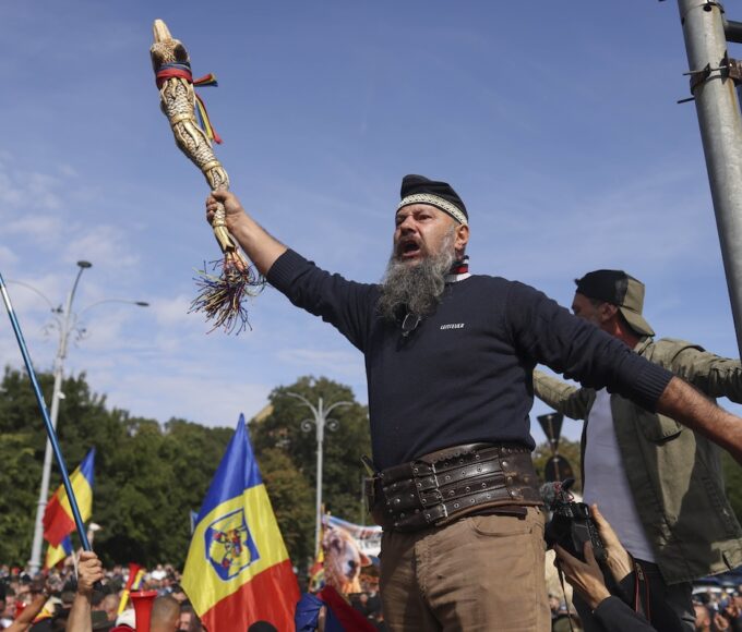 violențele din Piața Victoriei