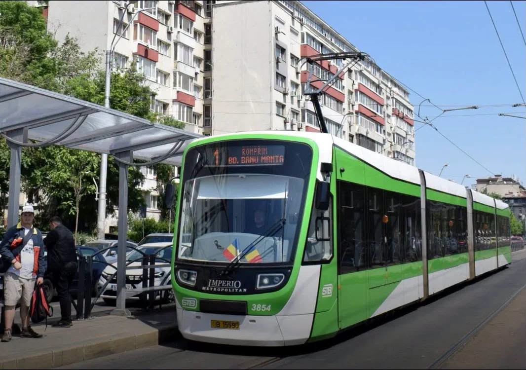 95 de vehicule noi pentru transportul public, cumpărate cu bani europeni. Bucureștiul a obținut peste 85 de milioane de euro