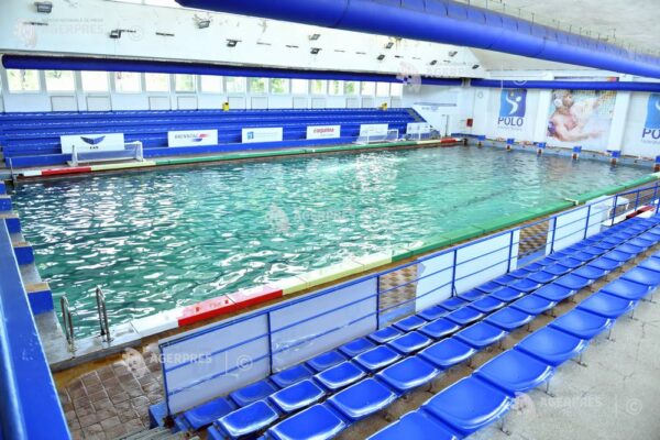 Cursuri gratuite de înot pentru elevii din Sectorul 1. Activitățile vor avea loc la Bazinul Floreasca