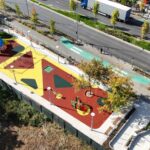 Un nou loc de joacă s-a deschis în cartierul ANL Brâncuși. Există și o zonă special amenajată pentru căței