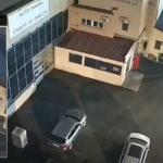 Rețea de sabotaj coordonată din Federația Rusă, implicată în incendiul izbucnit pe 14 septembrie pe o platformă industrială din Brașov. Curtea de Apel București a emis mandate europene de arestare pentru trei cetățeni străini. FOTO: SRI