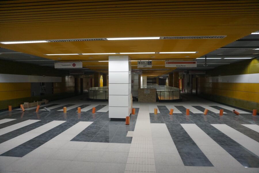 Accesul la metroul bucureștean, îmbunătățit pe bani elvețieni. Metrorex ...