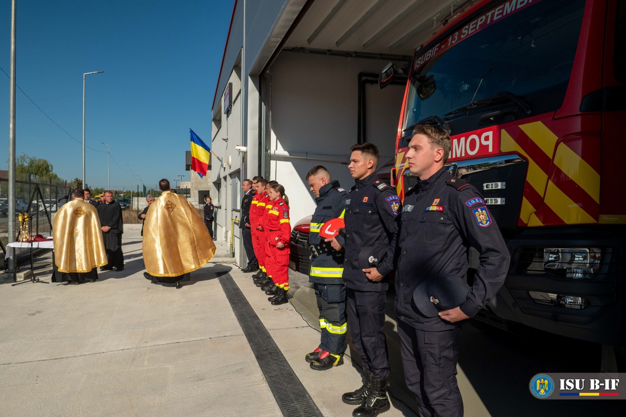Ziua Porţilor Deschise la subunitățile de pompieri din București și Ilfov