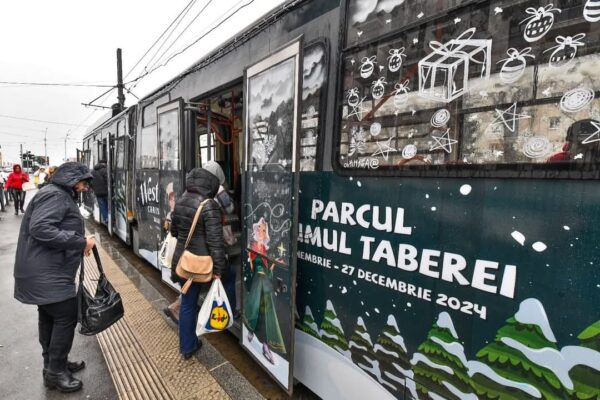 Tramvaiul lui Moș Crăciun circulă pe linia 41 și oprește și la West Side Christmas Market. FOFO:PS6