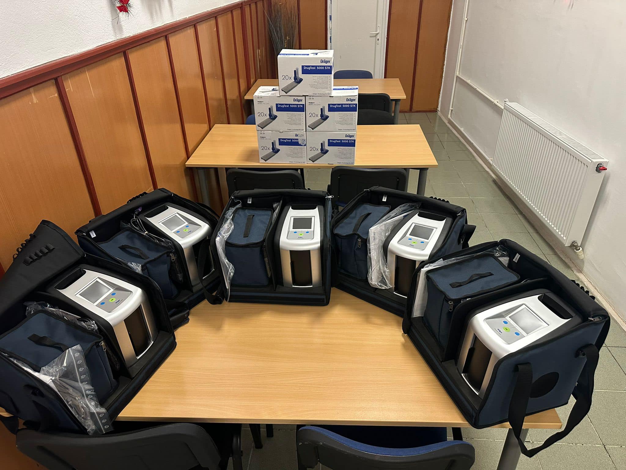 Poliția din București primește 100 de testere antidrog pentru siguranța cetățenilor