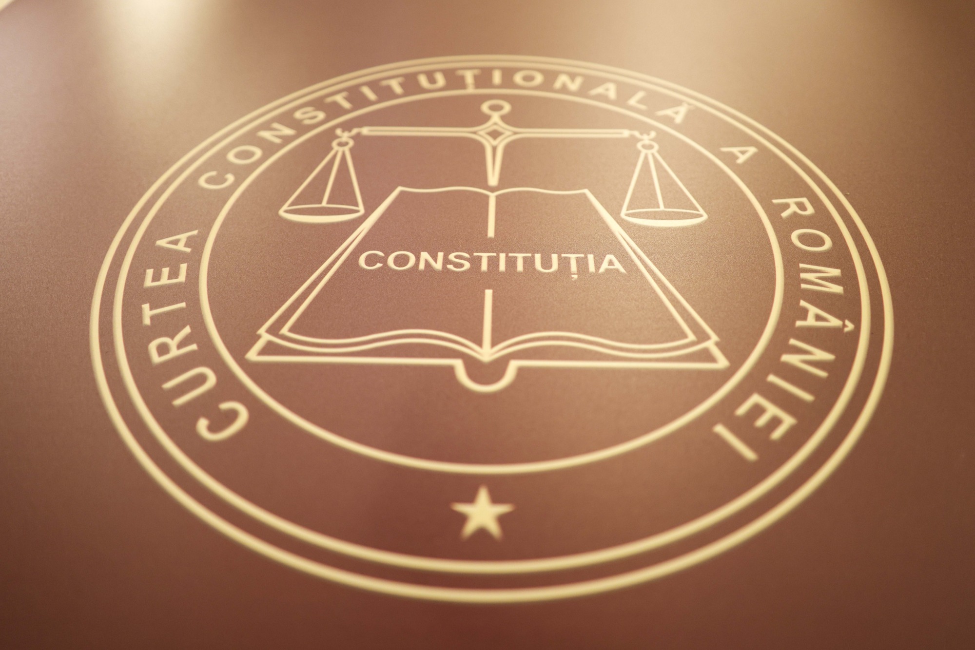 Curtea Constituţională a anulat turul I al alegerilor prezidenţiale. Întregul proces se reia de la zero