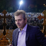 Un nou pelerinaj-mamut, la Voluntari: Primăria lui Pandele vrea să plătească aproape 200.000 de euro pentru a duce 8.000 de pelerini la Sf. Parascheva. Colaj Foto: Inquam Photos & Facebook / Florentin Pandele