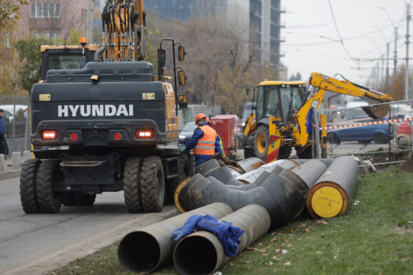„Există riscul ca anumite zone să nu primească agent termic din cauza avariilor”, spune directorul ELCEN. FOTO: Inquam Photos / George Călin