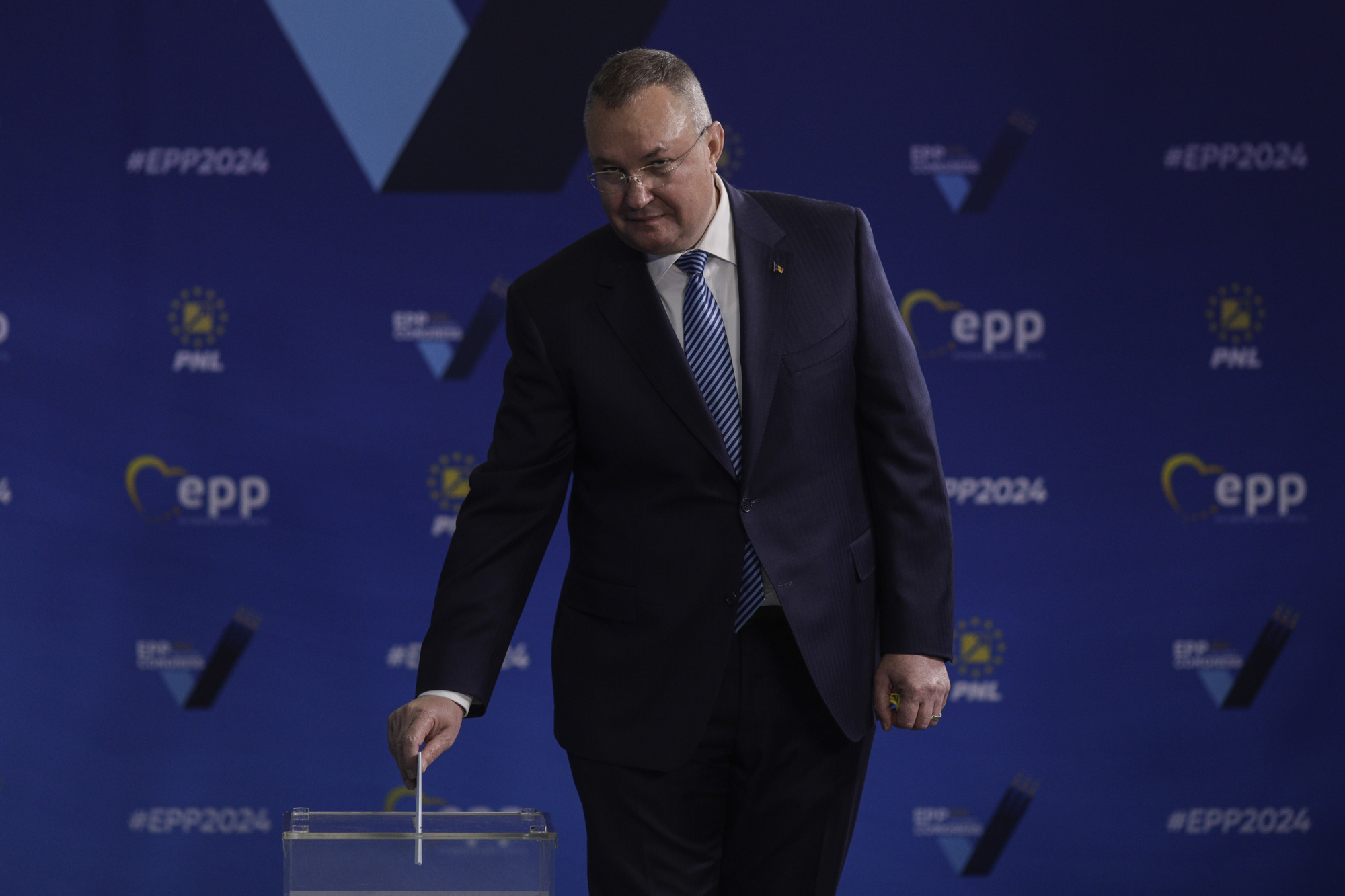 Candidaţii PNL-PSD pentru Primăria Capitalei, pe ultima sută de metri. Ciucă anunţă că azi vin rezultatele sondajelor
