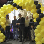 Coadă pentru a fi păcăliți de Simion. Foto: INQUAM_Photos_Octav_Ganea