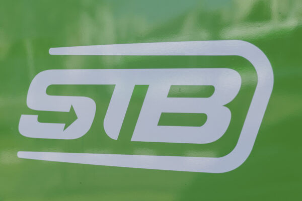 Avarie majoră la rețeaua electrică: 11 linii de tramvai și troleibuze afectate