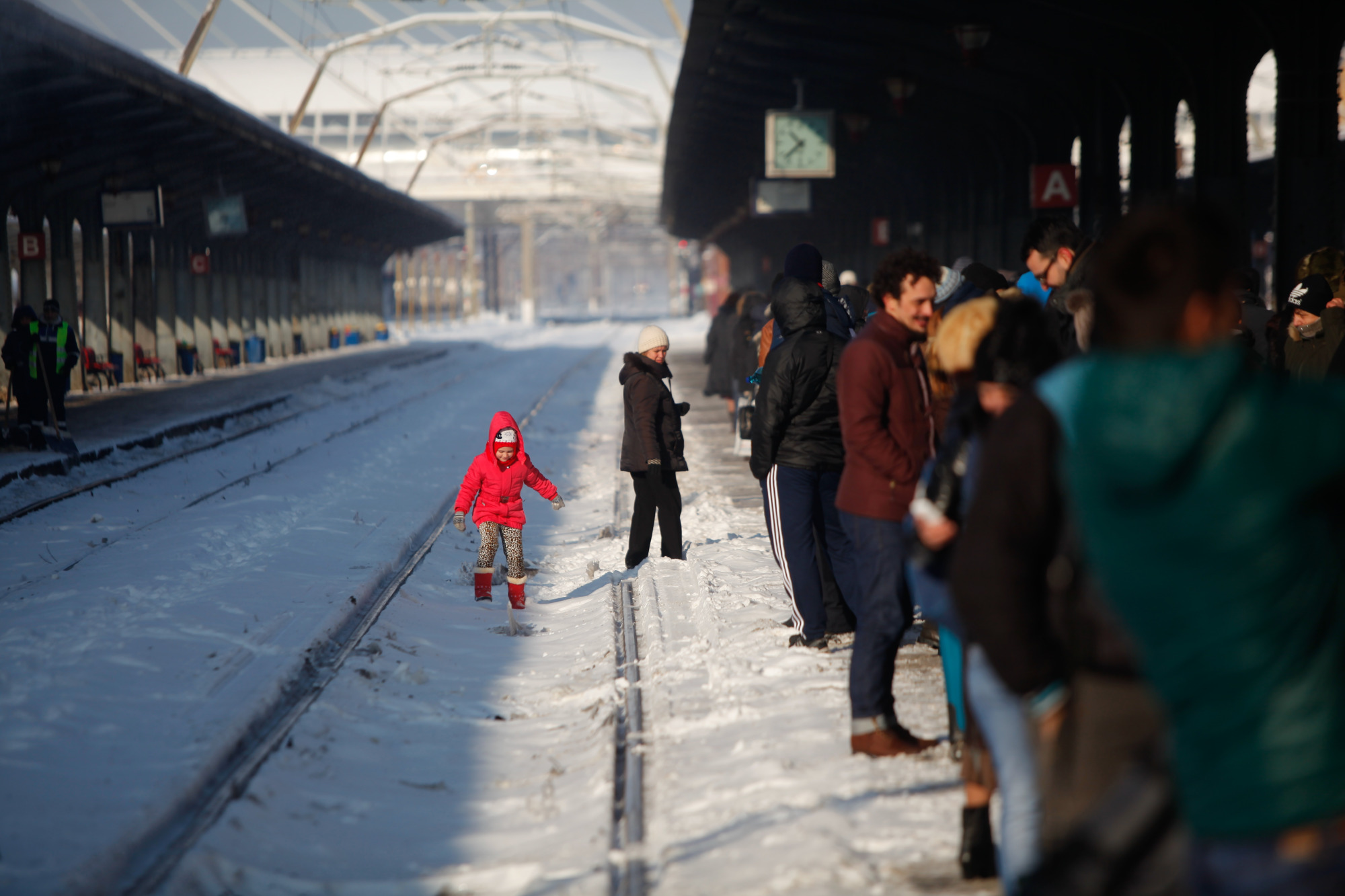 Bilete CFR cu preţ redus, pentru iubitorii sporturilor de iarnă. Cât costă drumul Bucureşti – Braşov